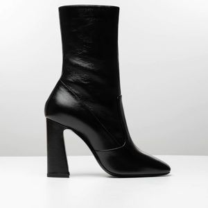 SAINT LAURENT | LEATHER MID-CALF BOOTS | BLACK